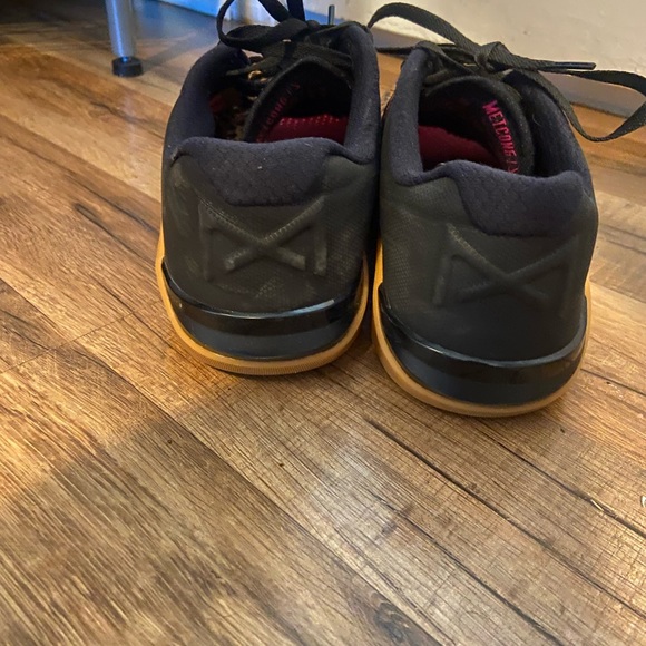 SOLD!! Nike Metcon 6 in cheetah - Picture 3 of 6